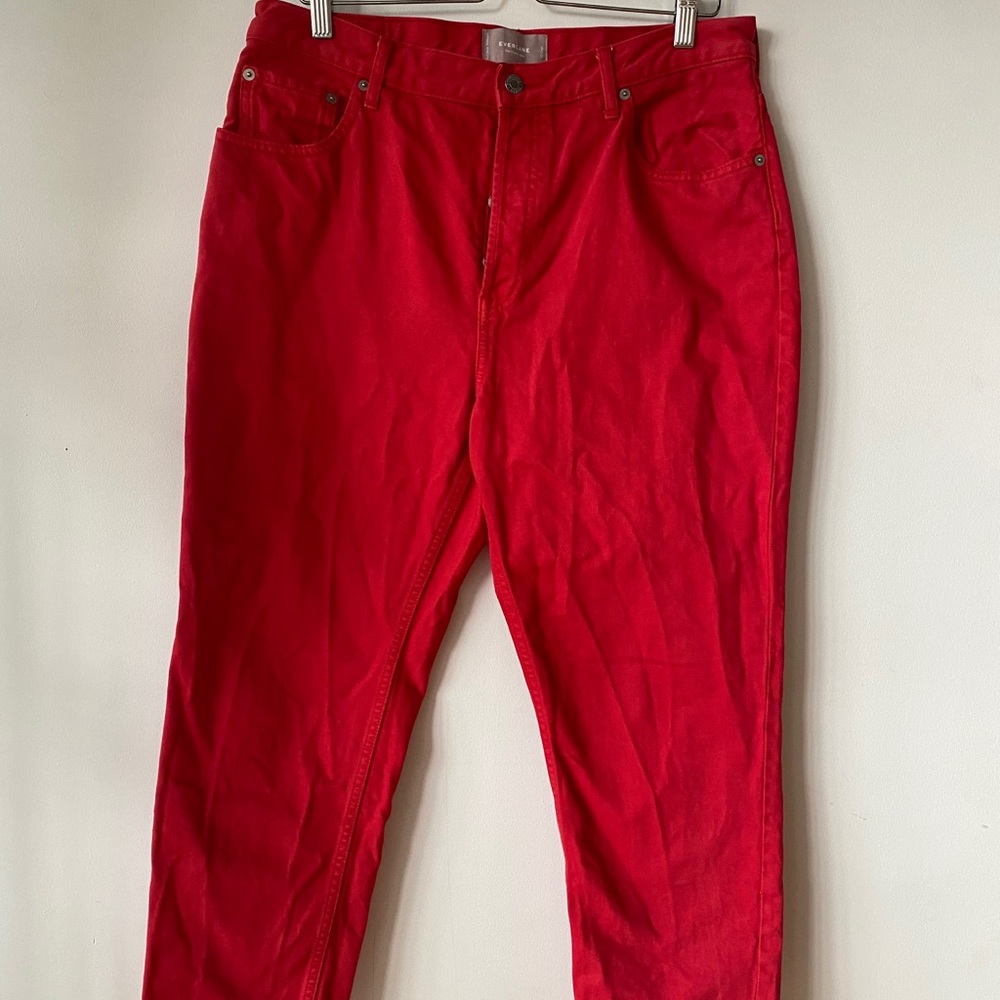 everlane cheeky cropped jeans in red